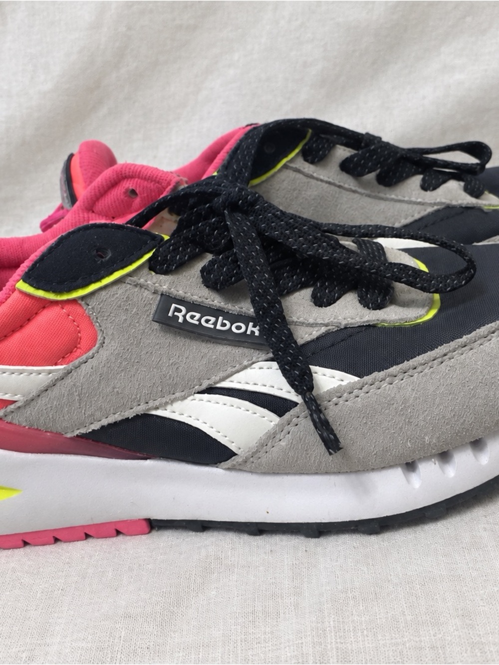Reebok Kids Gray & Pink Retro Runner Sneakers
